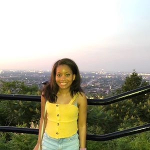 Meet your Posher, Shayla